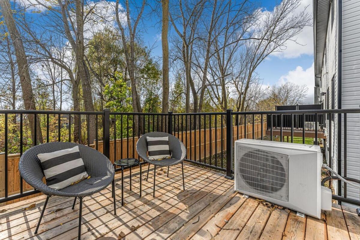 Brand New And Stylish 2br With Sofa Bed, Located 7 Mins From And Sleep 6 Guests Apartment Niagara Falls